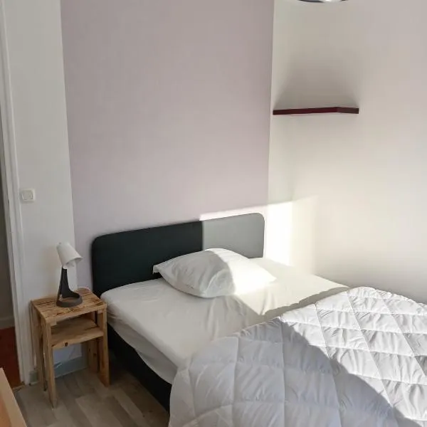 Chambre à l étage, hotel v destinaci Plémet