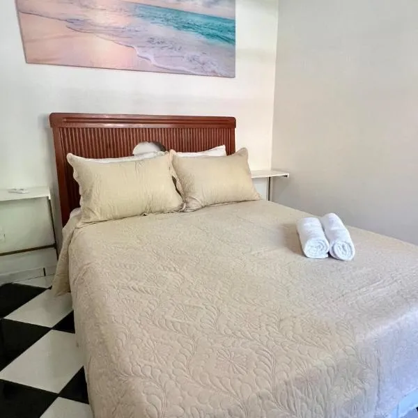 Casa Amarela Morro de São Paulo 1era Praia, hotel v destinaci Cayru