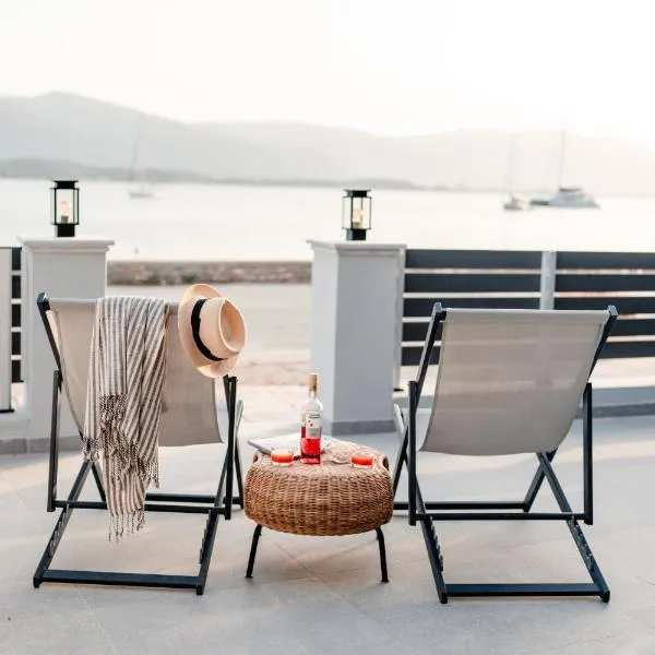Beachfront apartment at Neorio Beach, hotell i Poros