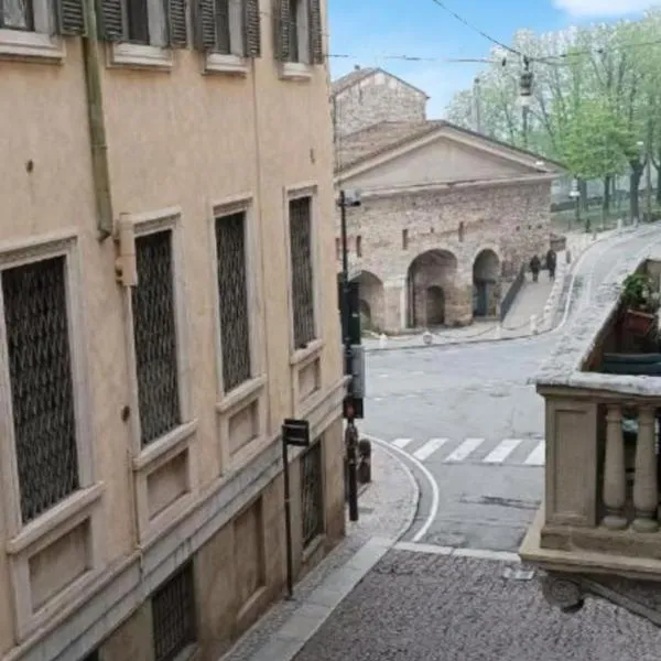 ST. JAMES HOME CITTÀ ALTA, hotel sa Bergamo