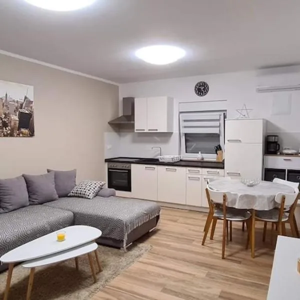 Ferienwohnung Kroatien Untergeschoss, hotel en Vir