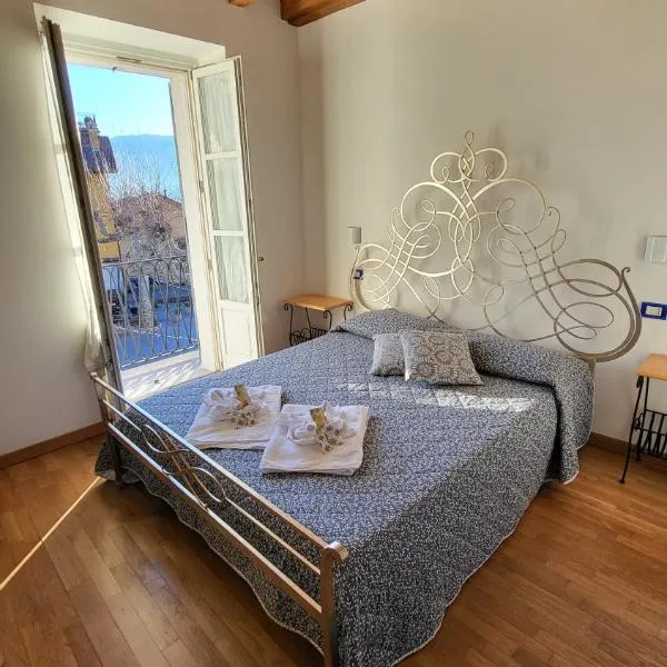 Balconi san Giorgio, hotel v destinaci Varenna