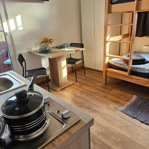 Monteurzimmer mit Küche und Bad, hotel in Geislingen an der Steige