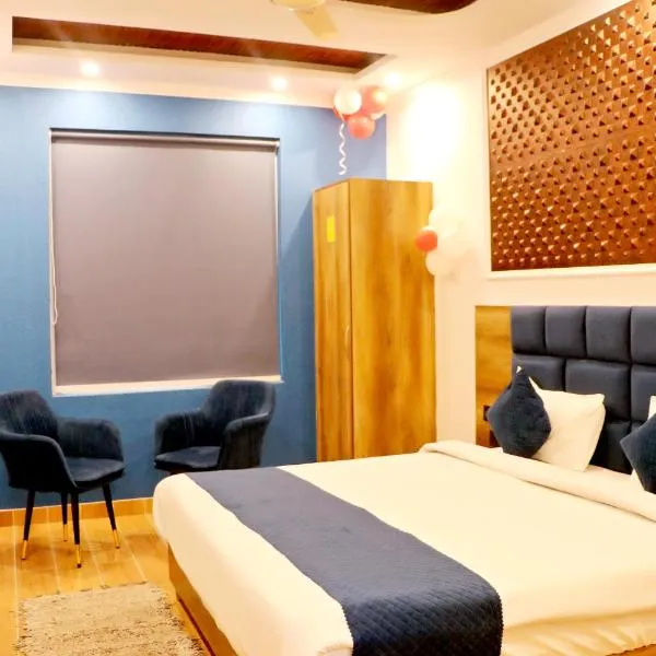 Red Leaf Hotels, hotel in Chandīgarh