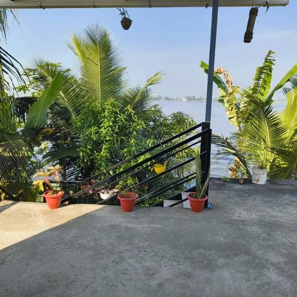 Kathoo's Lakeview Homestay, hotel em Alappuzha