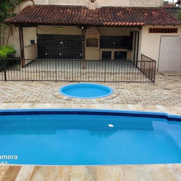 Casa com 2 piscinas e ar condicionado - Foto 4