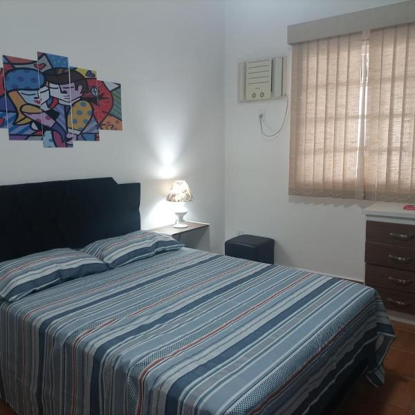 Casa com 2 piscinas e ar condicionado - Foto 2