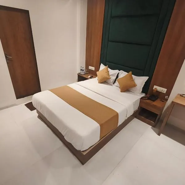 Hotel West Line Andheri, ξενοδοχείο στη Μουμπάι