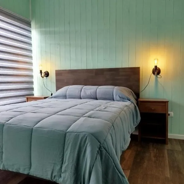 Hostal Angy, hotel v mestu Pichilemu