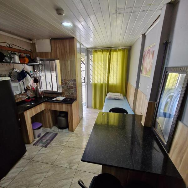 Flat na Praia de Itapuã no Terreo com AR-Condicionado - SEM TAXAS - Foto 4