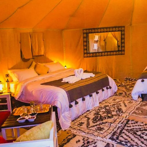 Sahara Deluxe Camp、メルズーガのホテル