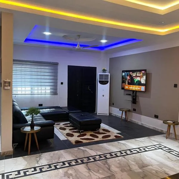 Viesnīca T-Roys Apartments Akrā