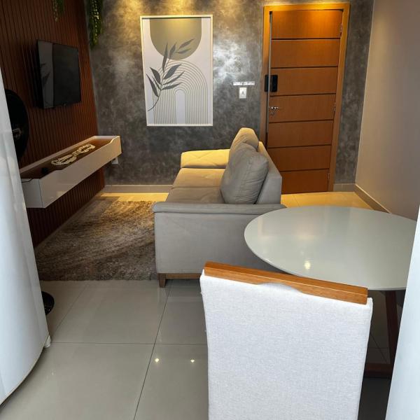 Flat central com elevador e garagem