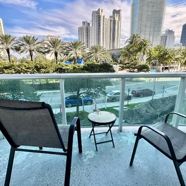 Spacious Condos with Resort Amenities - Sunny Isles Beach, hotel in Sunny Isles Beach