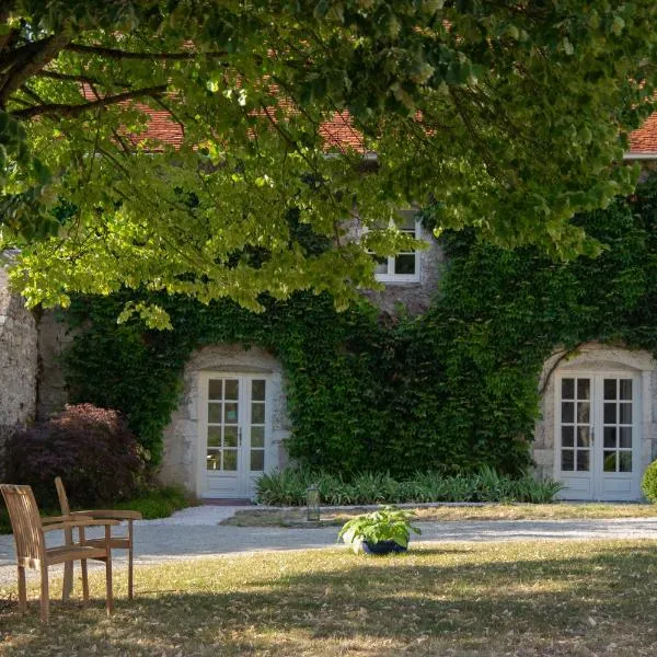 La SAURA, hotell i Lusigny-sur-Ouche