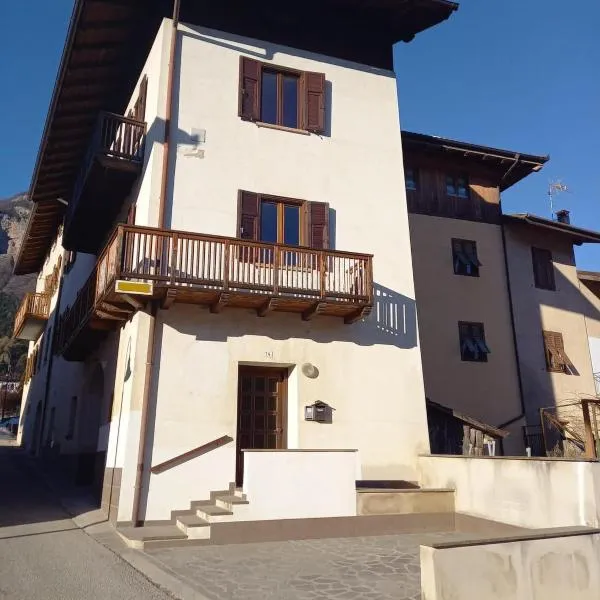 Brenta Casa Vacanze - Apartments, hotel v destinaci Cunevo