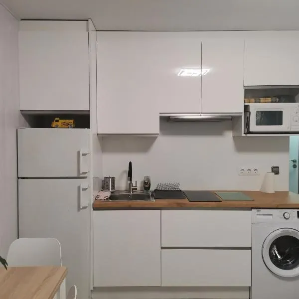 Estudio relajante en la Estación de Esquí la Pinilla, hotel in La Pinilla
