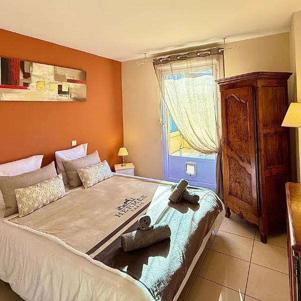 Le Aix Rotonde Mirabeau - Centre Ville Terrasse Garage，位于普罗旺斯艾克斯的酒店