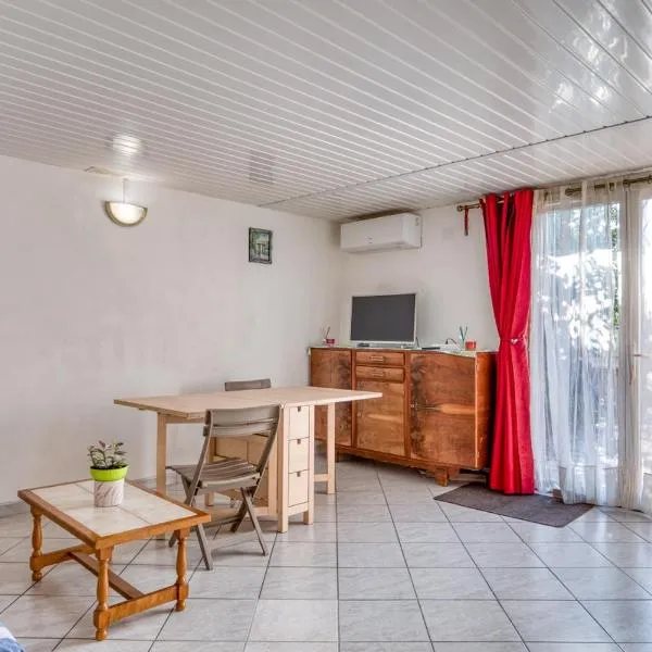 Appartement 2 pièces, plain-pied, équipé, avec parkings, Réservation minimum 3 nuits, hôtel à Béziers