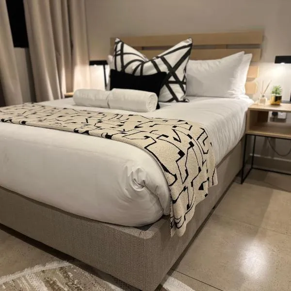 Mikeys Place Sandton, hotel i Johannesburg