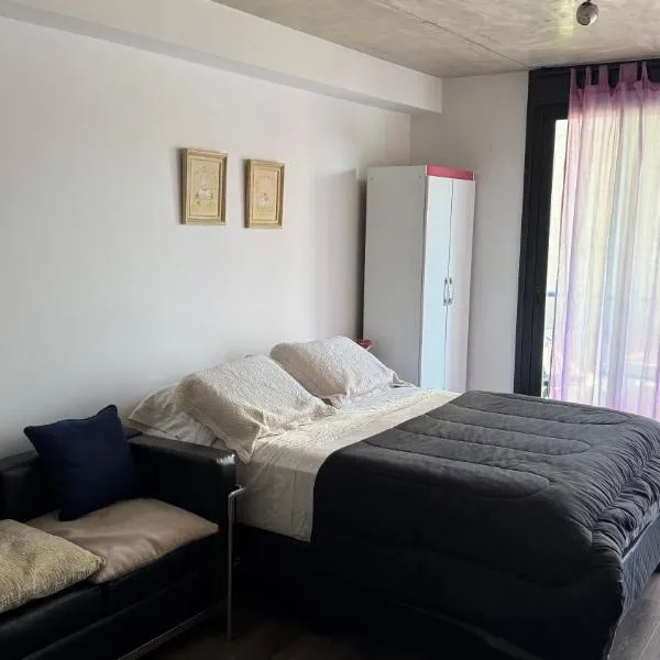 Fit 26 26 de marzo 3330, hotel in Montevideo