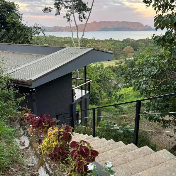Tambor Beach View, hotel v destinaci Puntarenas