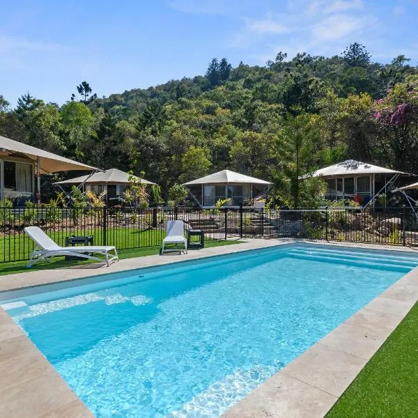 Magnetic Glamping, hotel in Nelly Bay