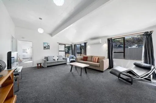 Seashell cottage, hotel v destinaci Waitarere
