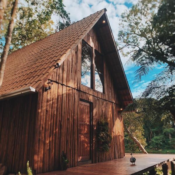 Cabana aconchegante em meio à natureza