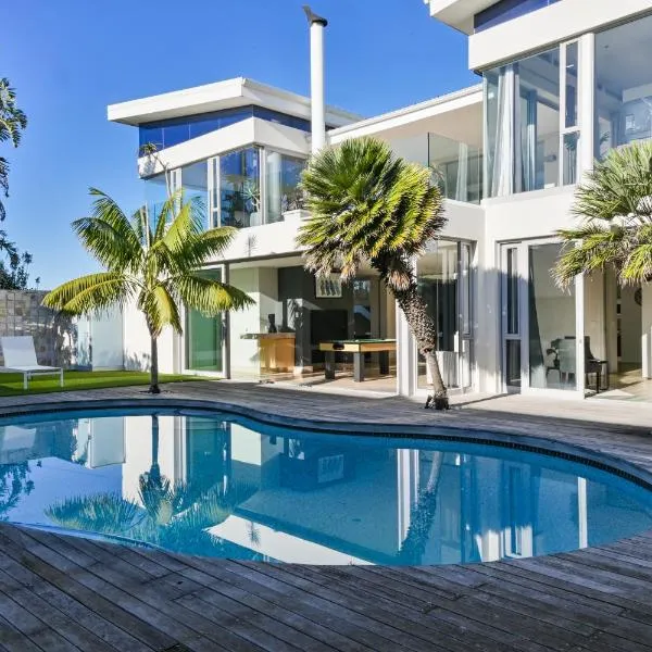 GND Properties Luxury Holiday Home, hotel in Summerstrand