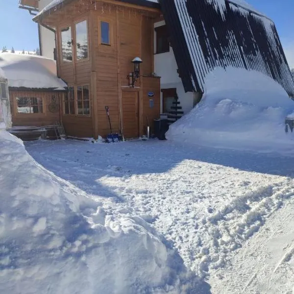 Guest House Alpha Ski Camp, hotel v destinaci Jahorina