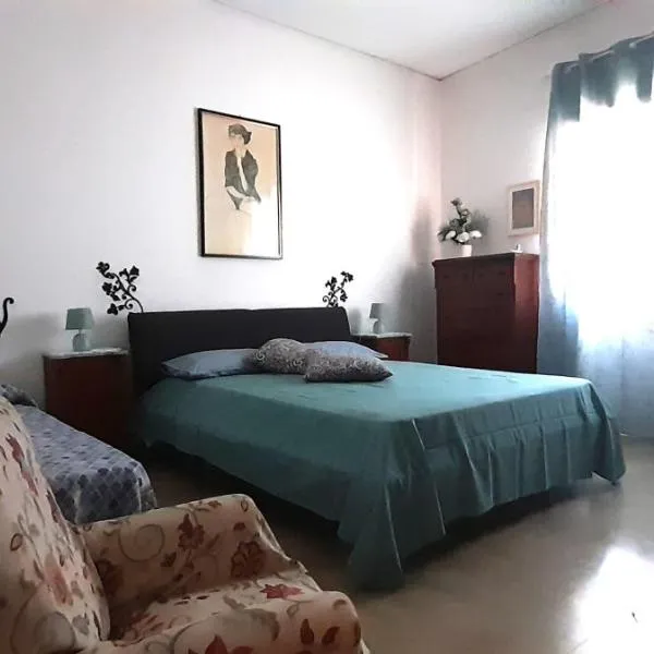 La comodità a due passi dal mare di Mondello, hotel u gradu Mondelo