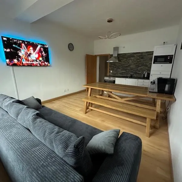 Haus Alpina, hotel v destinaci Garmisch-Partenkirchen
