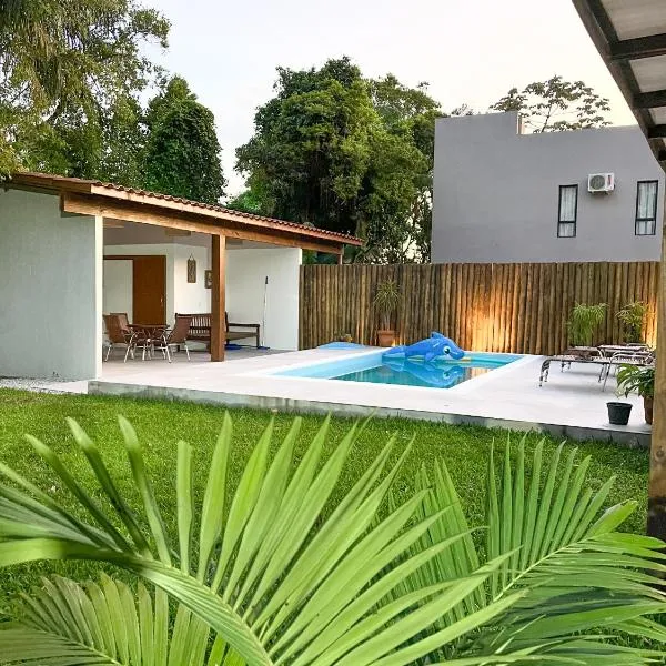 Lagoa Flat House - Praia do Rosa - 300 metros da Surfland, hotel in Imbituba