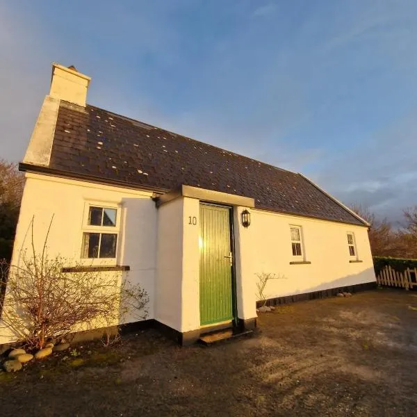 Hazel Cottage 2 Bedroom, hotel in Louisburgh
