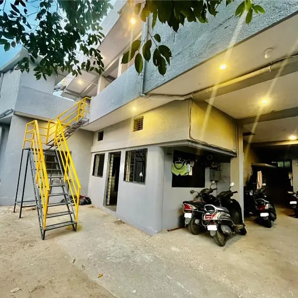 Beds & Boys Hostel – hotel w mieście Nagpur