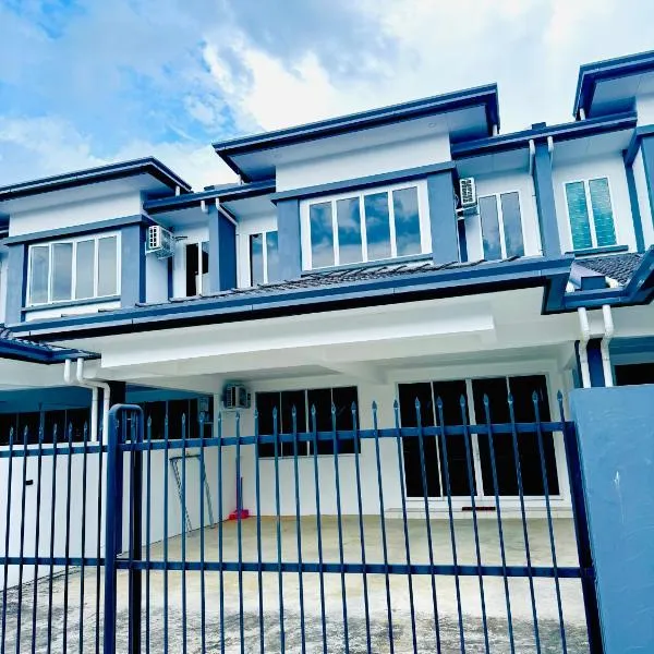 HmHome-five, hotel in Sibu