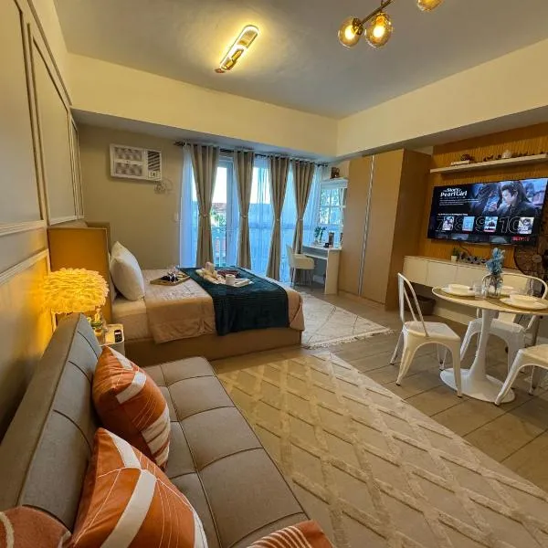 Venice Staycation Cozy Glimpse of Grand Canal View Retreat, hotel di Manila