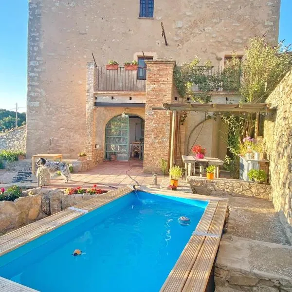 Casa Pardal Coliving & Coworking, hotel in Salavinera