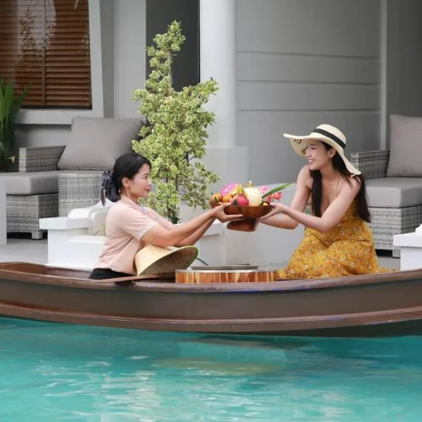Lalynn Resort & Villas, Phuket, hotel v destinaci Ujong Salang