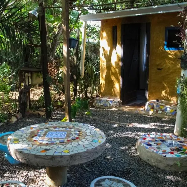 A Casinha do Forneiro, hotel in Bonito