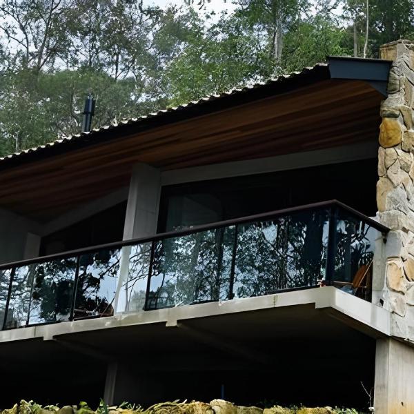 Chalé das Cerejeiras, charme e vista incrível