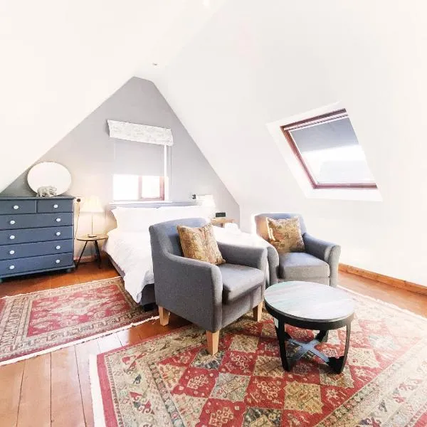 Little Dene Lodge by The Suffolk Cottage Collection, hotel sa Pakenham