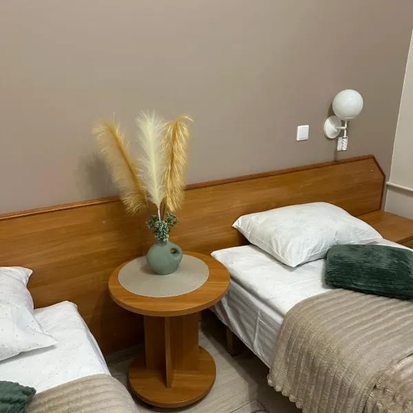 Svečių namai RASA, hotel v destinaci Raseiniai