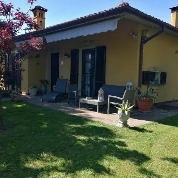 B&B La Casa di Rita, hotel v destinaci Castrezatto