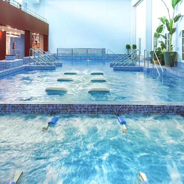 Balneario de Cofrentes, hotel in Cofrentes