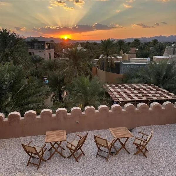 Al Jalilain Inn, hotel v destinaci Nazvá