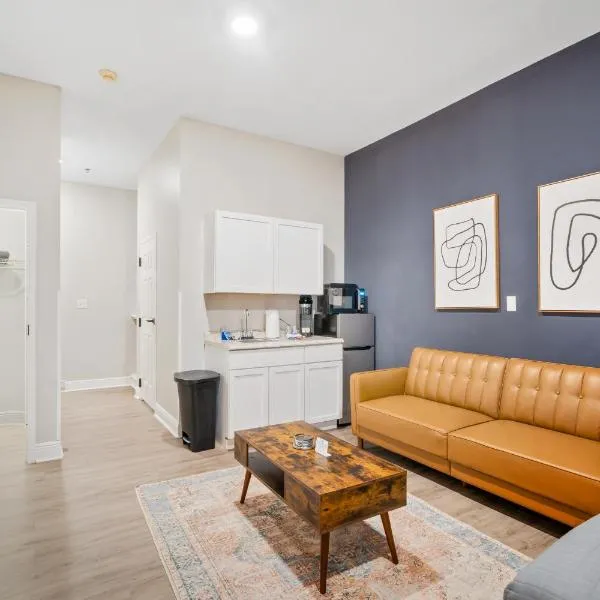 Tranquil 1 BR Studio in Grand Bay - Oak & Fountain, hotel v mestu Grand Bay