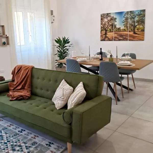 Casa Mulini - with private park, hotel v destinaci Francavilla Fontana
