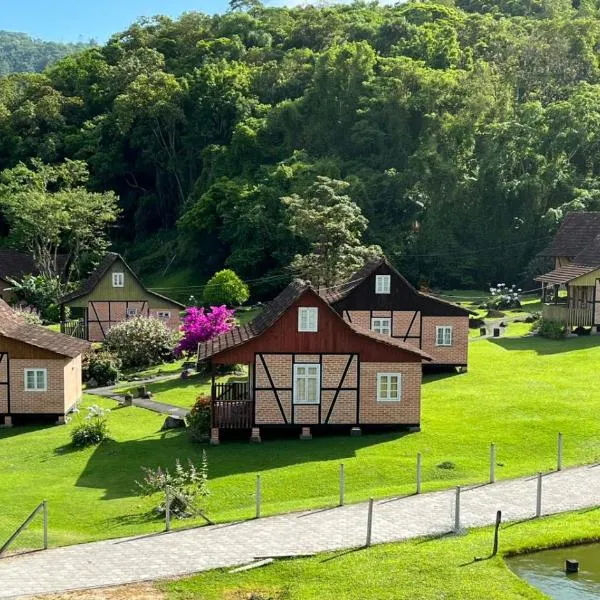 Paraíso Enxaimel Mundo Antigo، فندق في بوميرودي